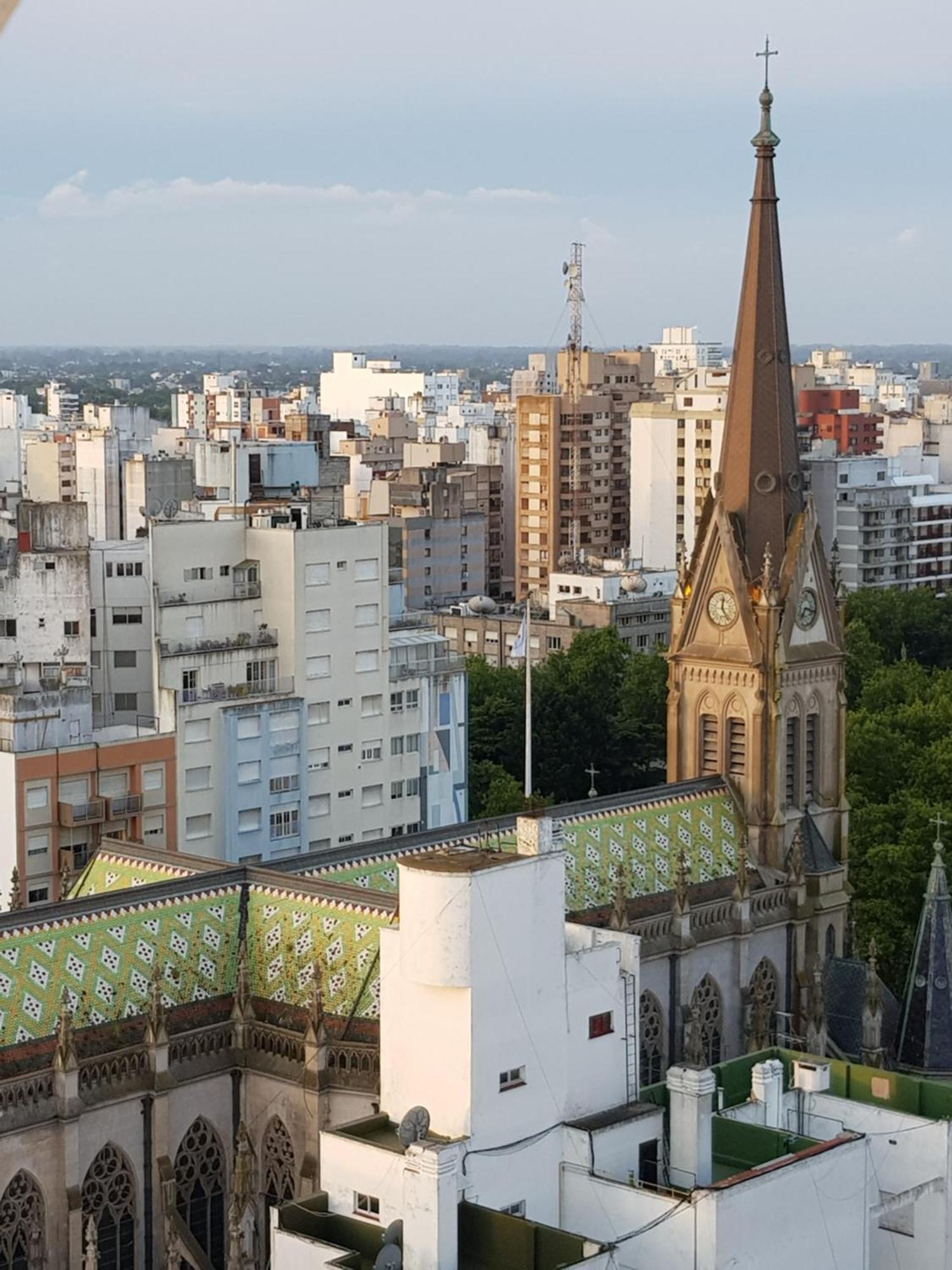 Departamento Con Vista Panoramica En Rascacielo Bonet